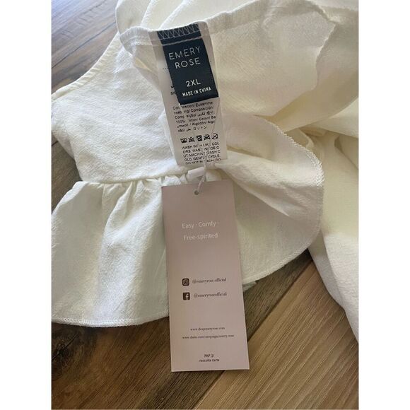 NWT EMERY ROSE Solid Ruffle 100% Cotton Trim Blouse 2XL - Picture 7 of 8